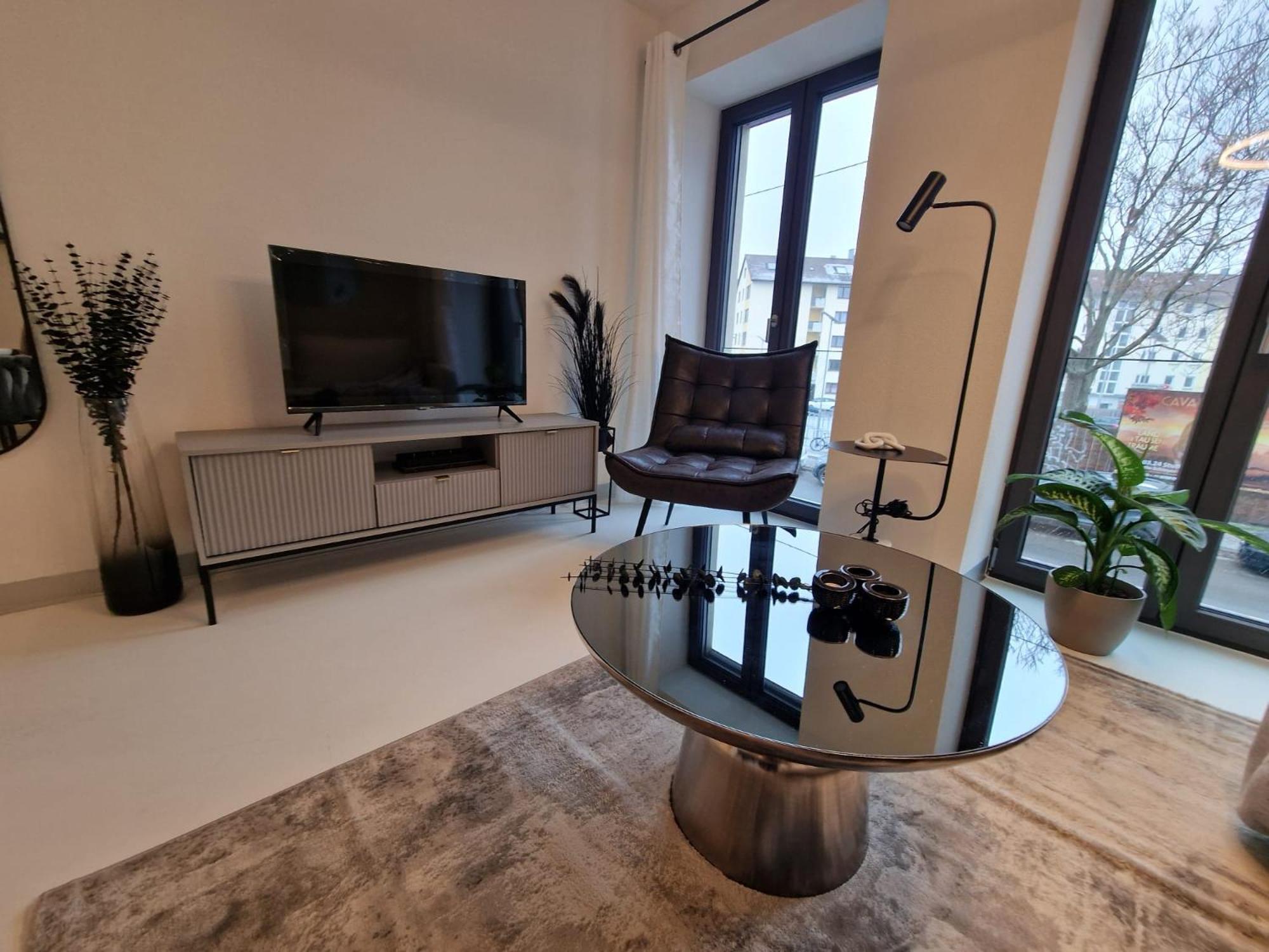 Stuttgart Lux Living - Stilvolles Wohnen Im Zentrum Habitación foto