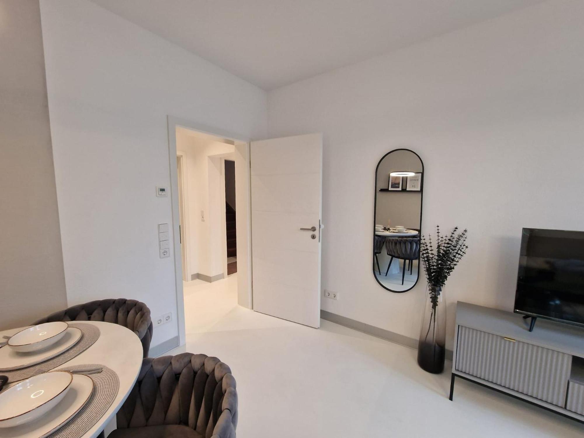 Stuttgart Lux Living - Stilvolles Wohnen Im Zentrum Habitación foto