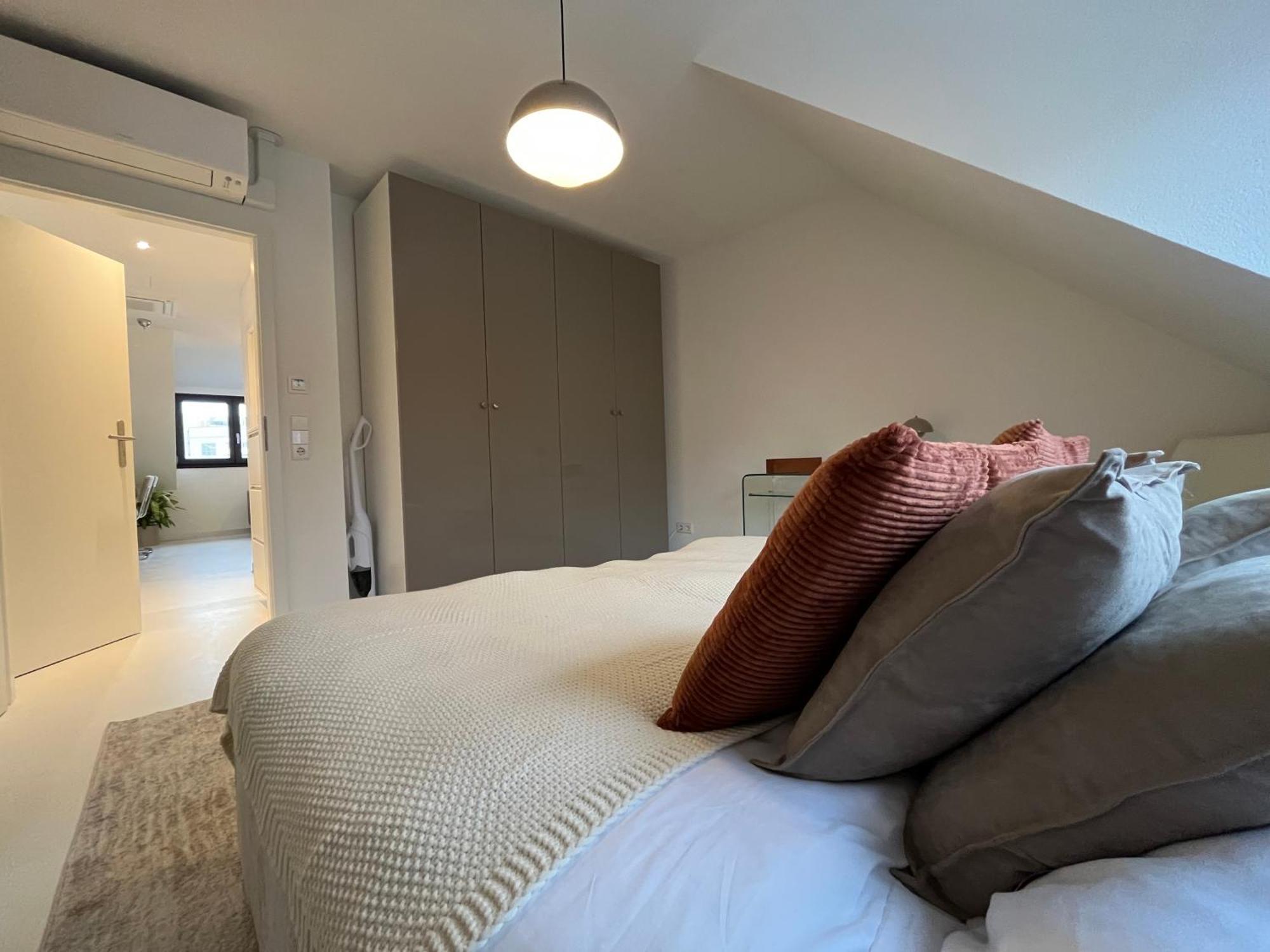 Stuttgart Lux Living - Stilvolles Wohnen Im Zentrum Habitación foto