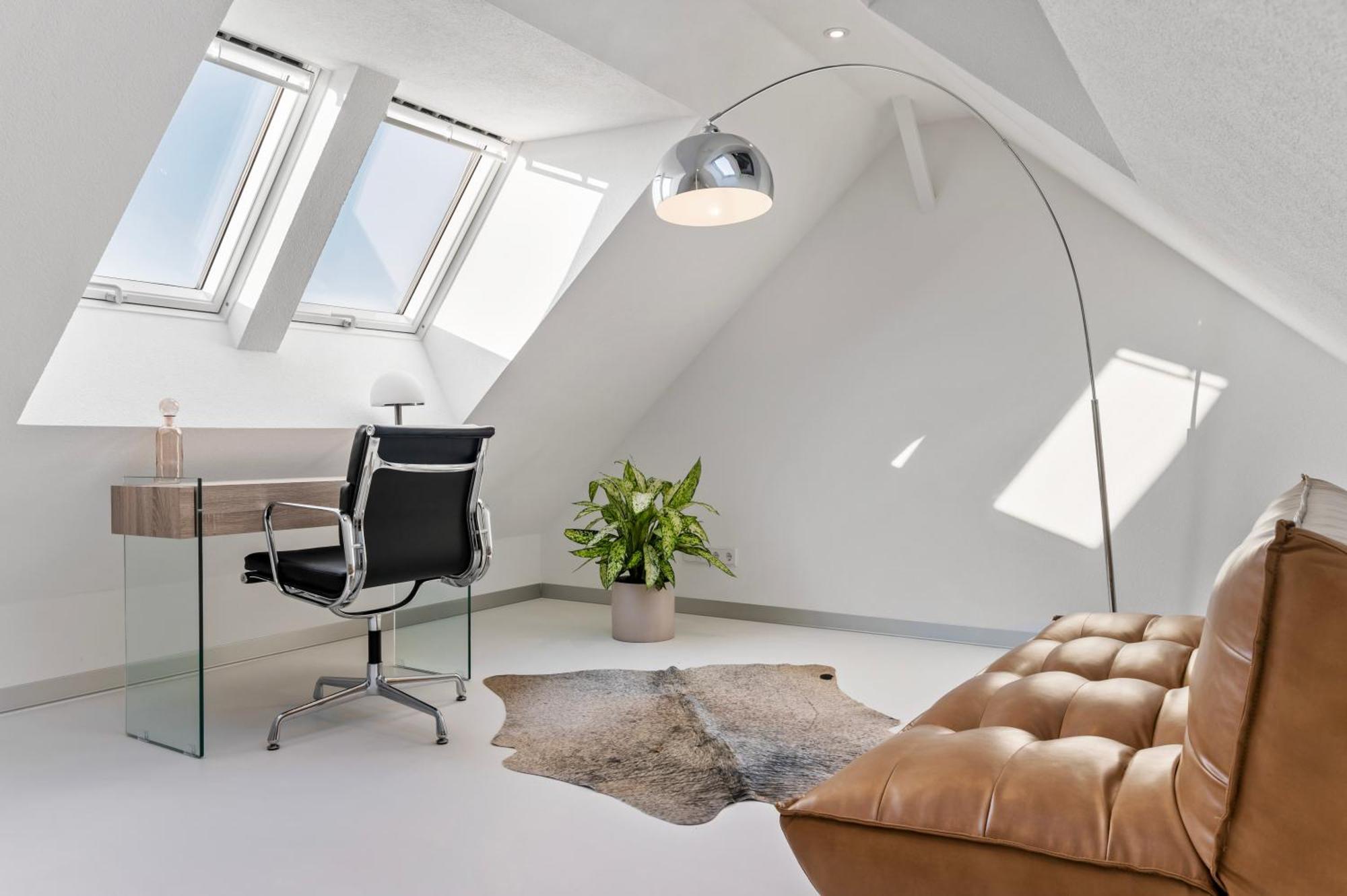Stuttgart Lux Living - Stilvolles Wohnen Im Zentrum Habitación foto