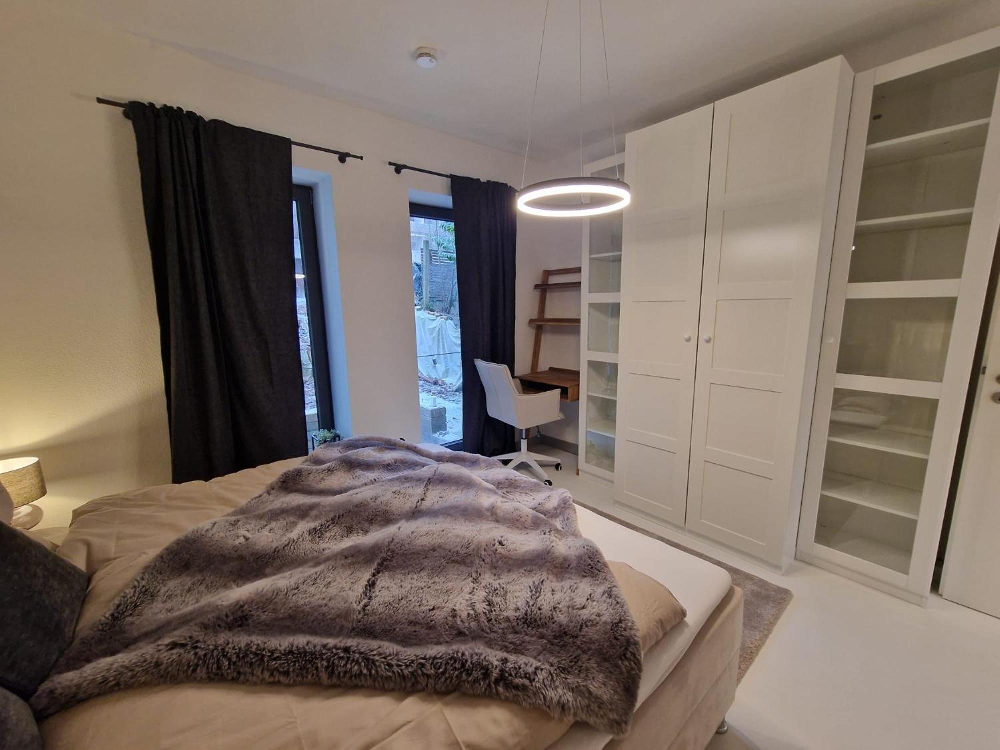Stuttgart Lux Living - Stilvolles Wohnen Im Zentrum Habitación foto