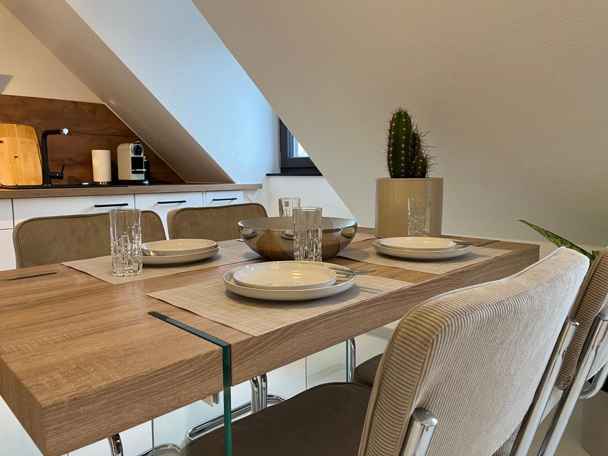 Stuttgart Lux Living - Stilvolles Wohnen Im Zentrum Habitación foto